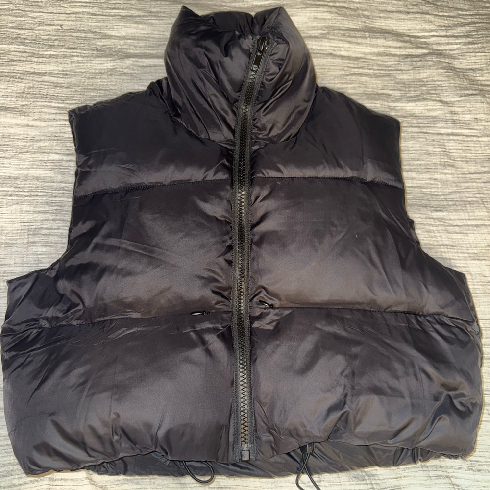 Black Cropped Puffer Vest